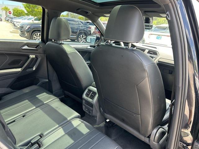Photo of 2023 Deep Black Pearl Effect Volkswagen Tiguan