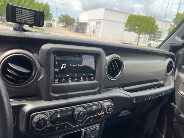 Photo of 2022 Sting Gray Clearcoat Jeep Wrangler