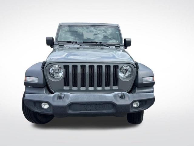 Photo of 2022 Sting Gray Clearcoat Jeep Wrangler