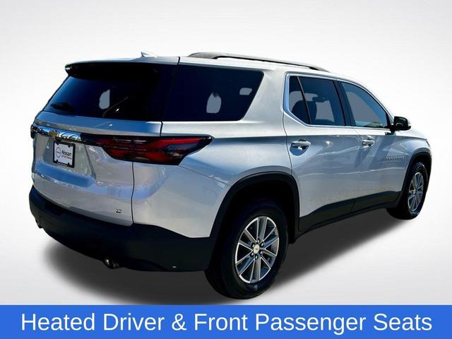 Photo of 2022 Silver Ice Metallic Chevrolet Traverse