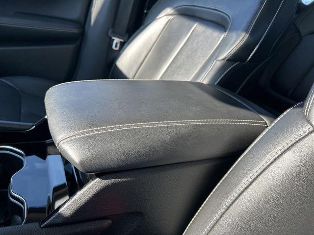 Photo of 2022 Metallic Jeep Grand Cherokee