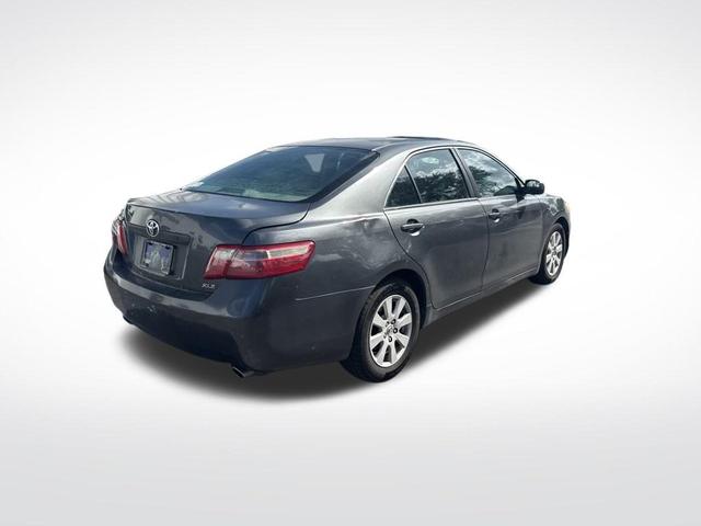 Photo of 2007 Gray Toyota Camry