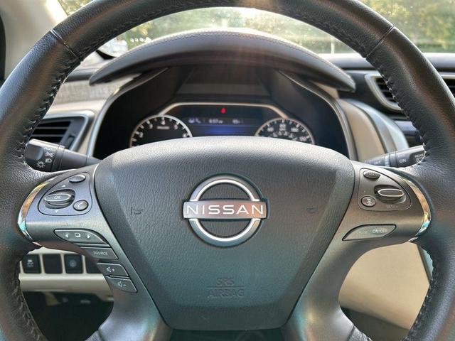 Photo of 2023 Pearl White Tri-Coat Nissan Murano