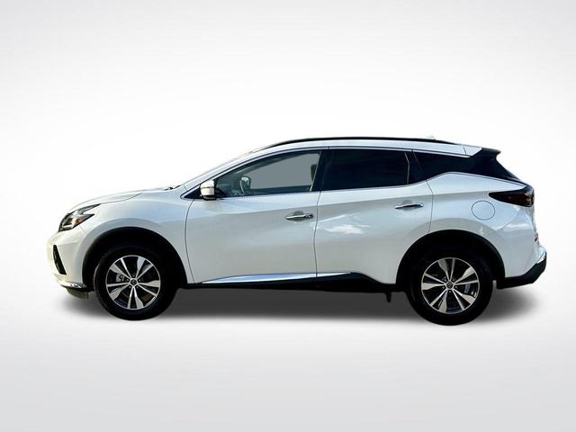 Photo of 2023 Pearl White Tri-Coat Nissan Murano