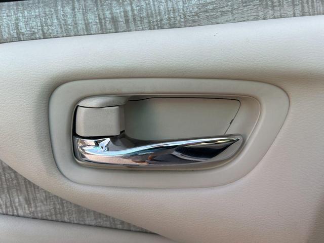 Photo of 2023 Pearl White Tri-Coat Nissan Murano