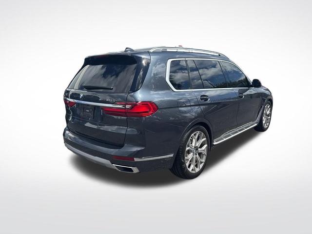 Photo of 2022 Arctic Gray Metallic BMW X7