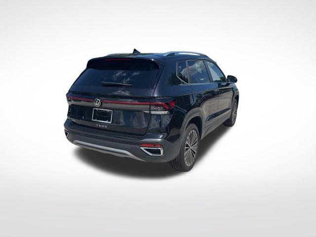 Photo of 2025 Deep Black Pearl Effect Volkswagen Taos