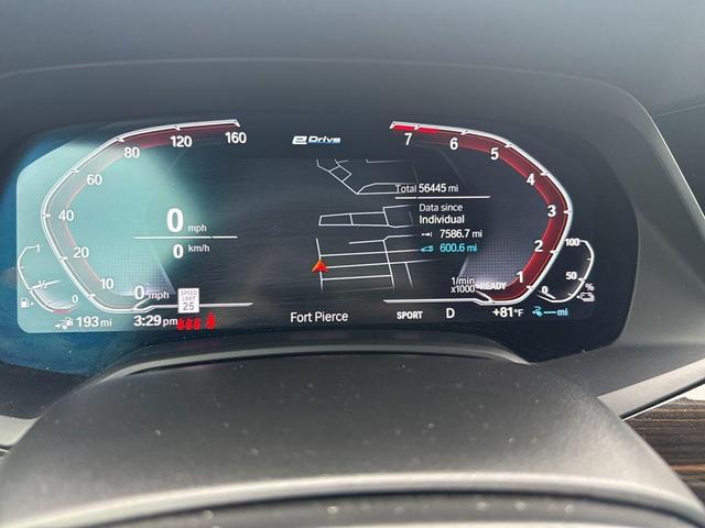 Photo of 2023 White BMW X5 PHEV