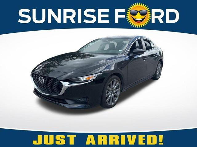 Photo of 2023 Jet Black Mica Mazda Mazda3