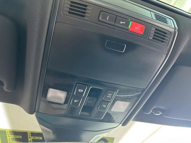 Photo of 2025 Alpine Grey With Black Roof Volkswagen Jetta GLI