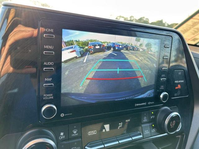 Photo of 2022 Gray Toyota Highlander