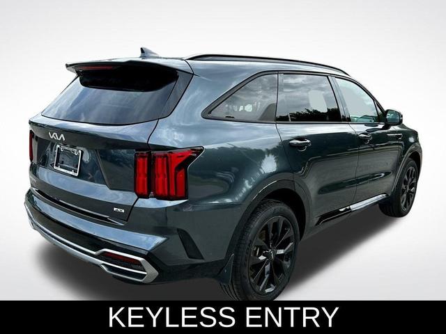 Photo of 2023 Gravity Gray Kia Sorento