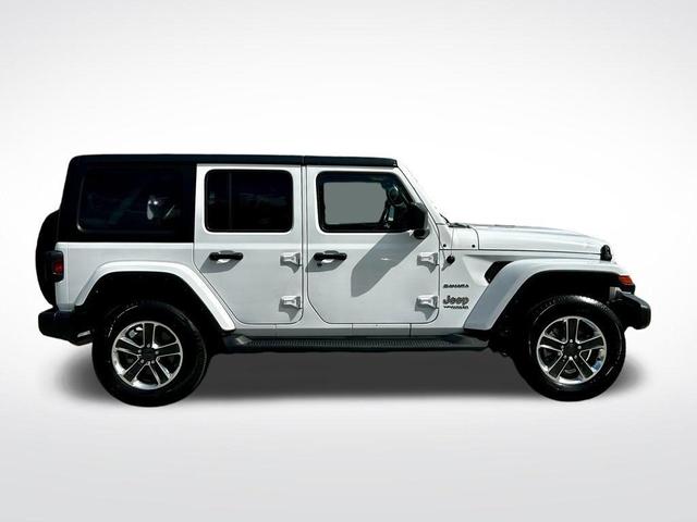 Photo of 2022 Bright White Clearcoat Jeep Wrangler Unlimited