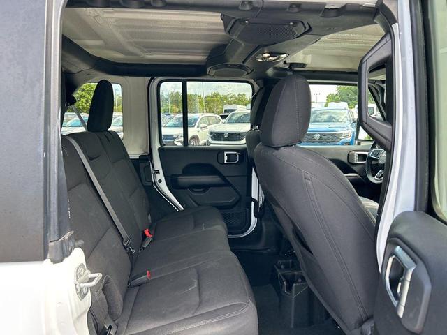 Photo of 2022 Bright White Clearcoat Jeep Wrangler Unlimited
