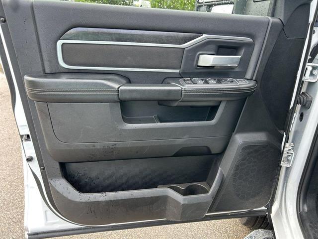 Photo of 2024 Bright White Clearcoat RAM 2500