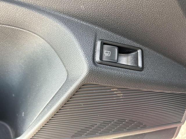 Photo of 2024 Kings Red Volkswagen Taos