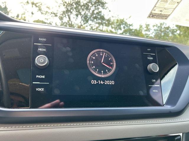 Photo of 2024 Kings Red Volkswagen Taos