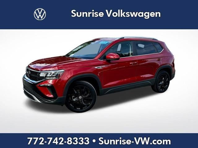 Photo of 2024 Kings Red Volkswagen Taos