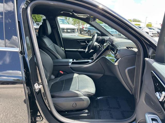 Photo of 2024 Black Mercedes-Benz GLC 300