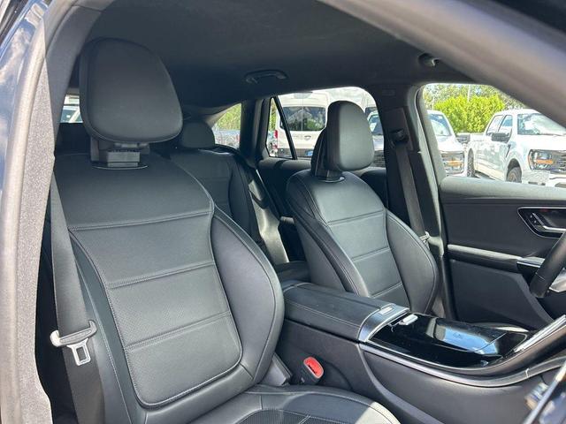 Photo of 2024 Black Mercedes-Benz GLC 300