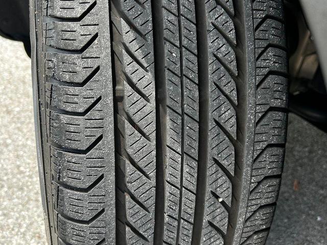 Photo of 2024 Black Mercedes-Benz GLC 300
