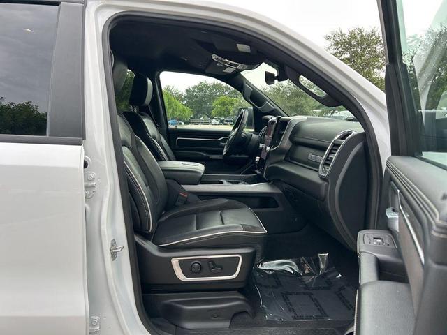 Photo of 2025 Bright White Clearcoat RAM 1500