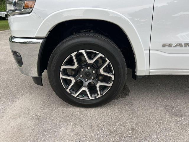 Photo of 2025 Bright White Clearcoat RAM 1500