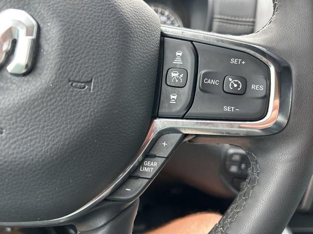 Photo of 2025 Bright White Clearcoat RAM 1500
