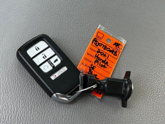 Photo of 2021 Steel Sapphire Metallic Honda Pilot