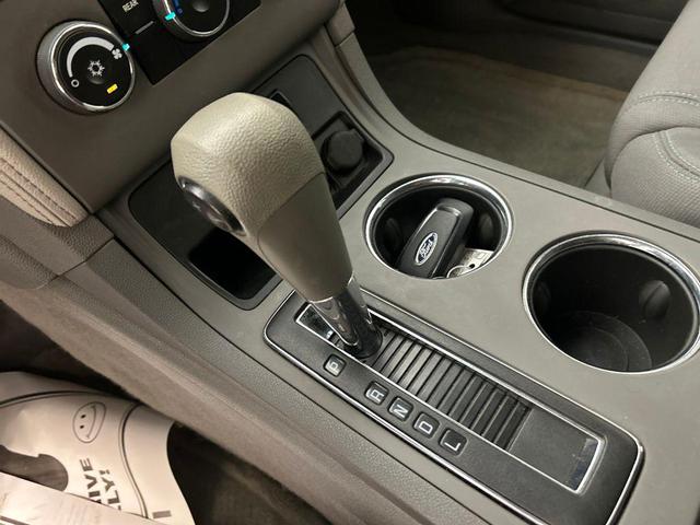 Photo of 2016 Blue Velvet Metallic Chevrolet Traverse