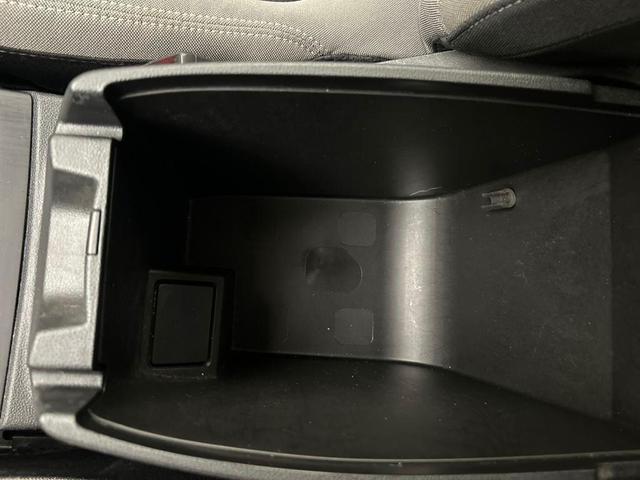 Photo of 2022 Carbonized Gray Metallic Ford Escape