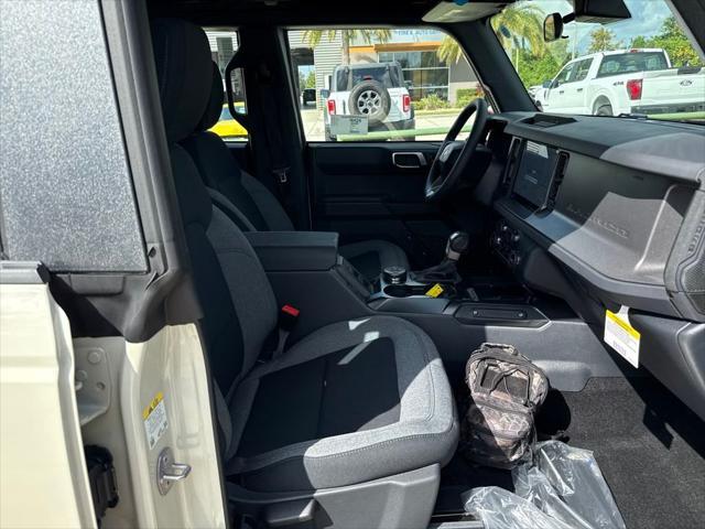 Photo of 2025 Desert Sand Ford Bronco