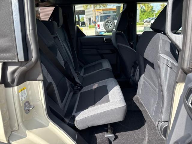 Photo of 2025 Desert Sand Ford Bronco