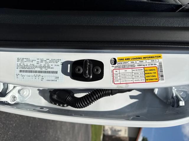 Photo of 2025 Oxford White Ford F-350