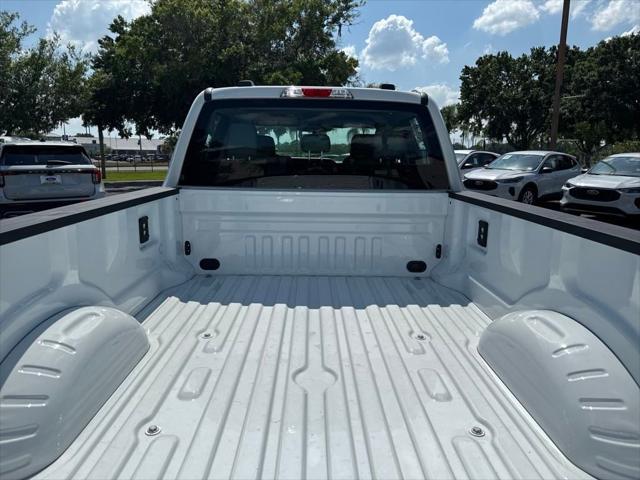 Photo of 2025 Oxford White Ford F-350