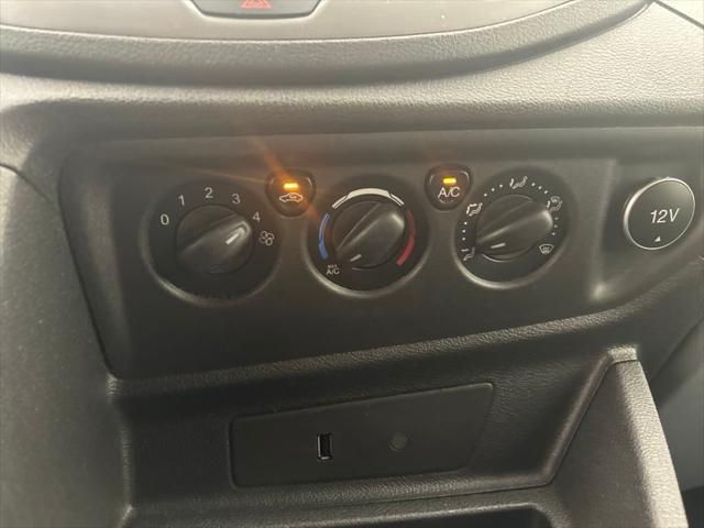 Photo of 2018 Oxford White Ford Transit-350