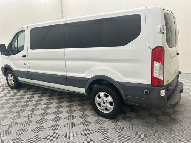 Photo of 2018 Oxford White Ford Transit-350