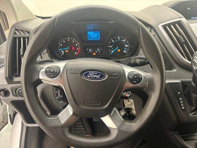 Photo of 2018 Oxford White Ford Transit-350
