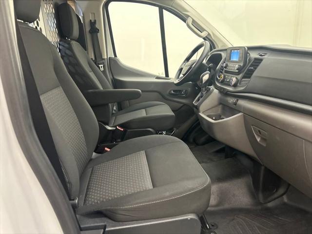 Photo of 2023 Oxford White Ford Transit-250