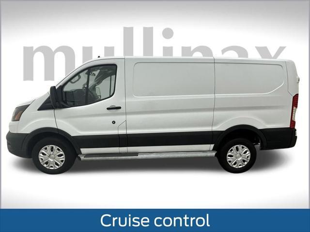 Photo of 2023 Oxford White Ford Transit-250