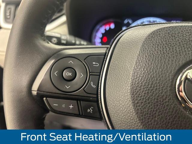 Photo of 2021 Magnetic Gray Metallic/Ice Edge Roof Toyota RAV4