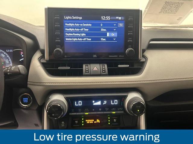 Photo of 2021 Magnetic Gray Metallic/Ice Edge Roof Toyota RAV4