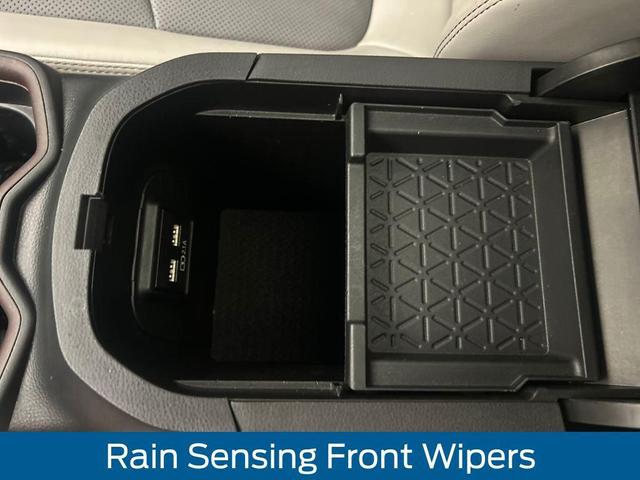 Photo of 2021 Magnetic Gray Metallic/Ice Edge Roof Toyota RAV4
