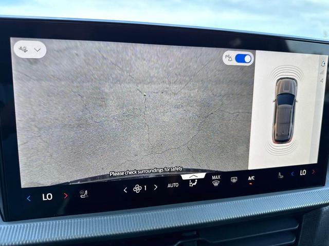 Photo of 2025 Agate Black Metallic Ford Explorer