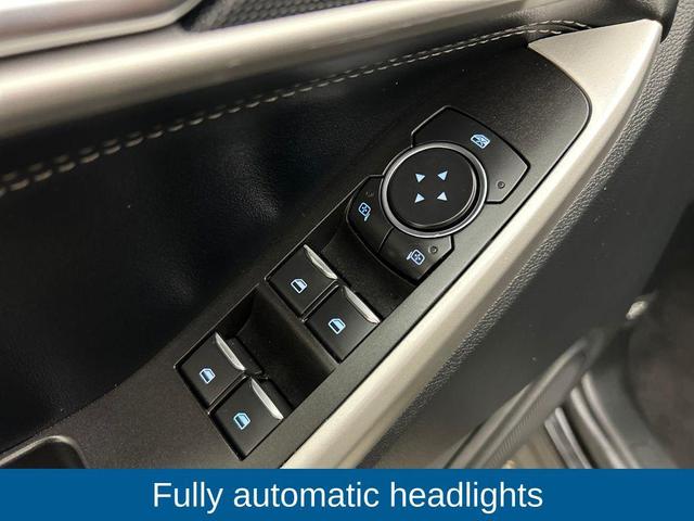 Photo of 2022 Agate Black Metallic Ford Explorer