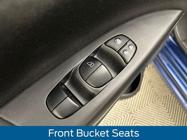 Photo of 2018 Deep Blue Pearl Nissan Sentra