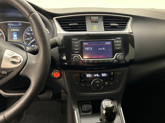 Photo of 2018 Deep Blue Pearl Nissan Sentra