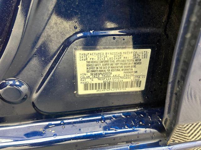 Photo of 2018 Deep Blue Pearl Nissan Sentra