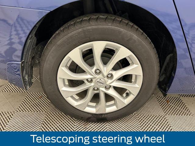 Photo of 2018 Deep Blue Pearl Nissan Sentra