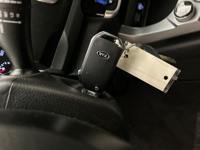 Photo of 2023 Cherry Black Kia Seltos